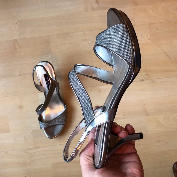 Nina Shoes - Nina Silver Dress Shoes